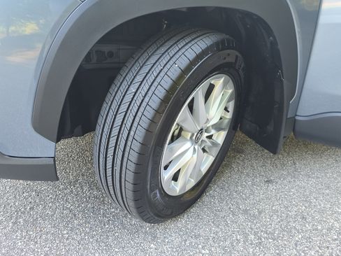 Used 2024 Toyota Corolla Cross LE w/ Moonroof Package image 30