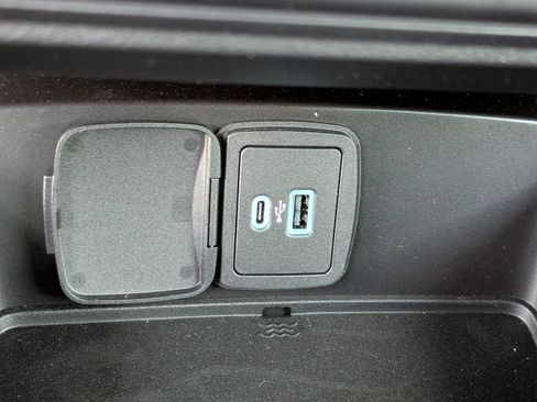 New 2025 Ford Bronco 2-Door AWD/4WD image 30