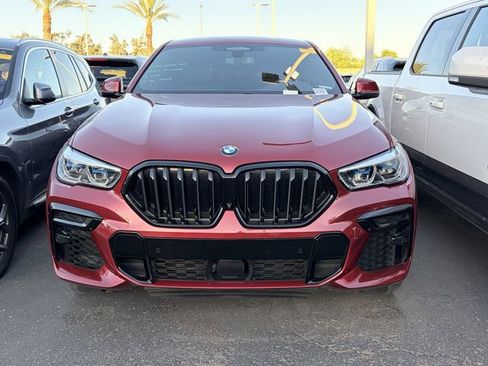 Used 2022 BMW X6 xDrive40i w/ Executive Package AWD/4WD image 2