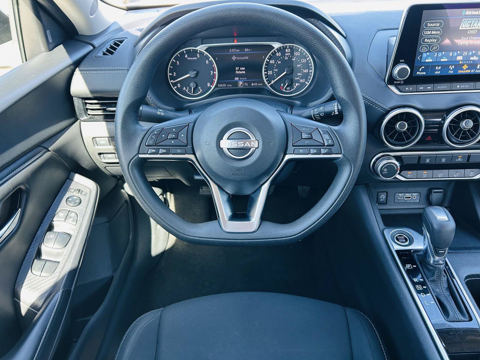 Used 2024 Nissan Sentra SV FWD image 11