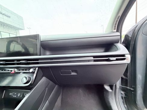 Used 2025 Hyundai Tucson SEL FWD image 18