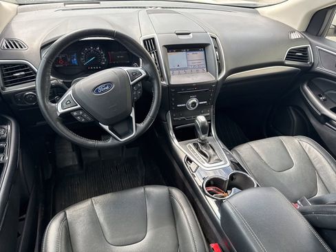 Used 2018 Ford Edge Titanium w/ Equipment Group 302A image 15