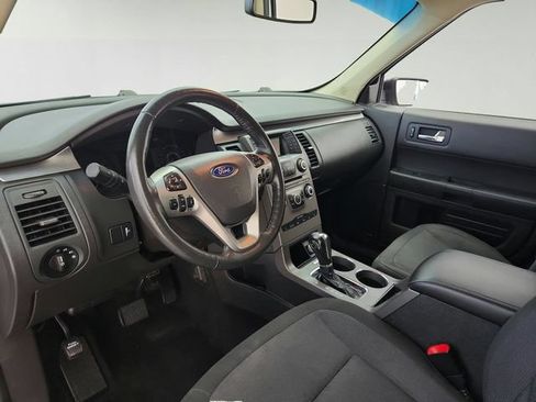 Used 2019 Ford Flex SE FWD image 9