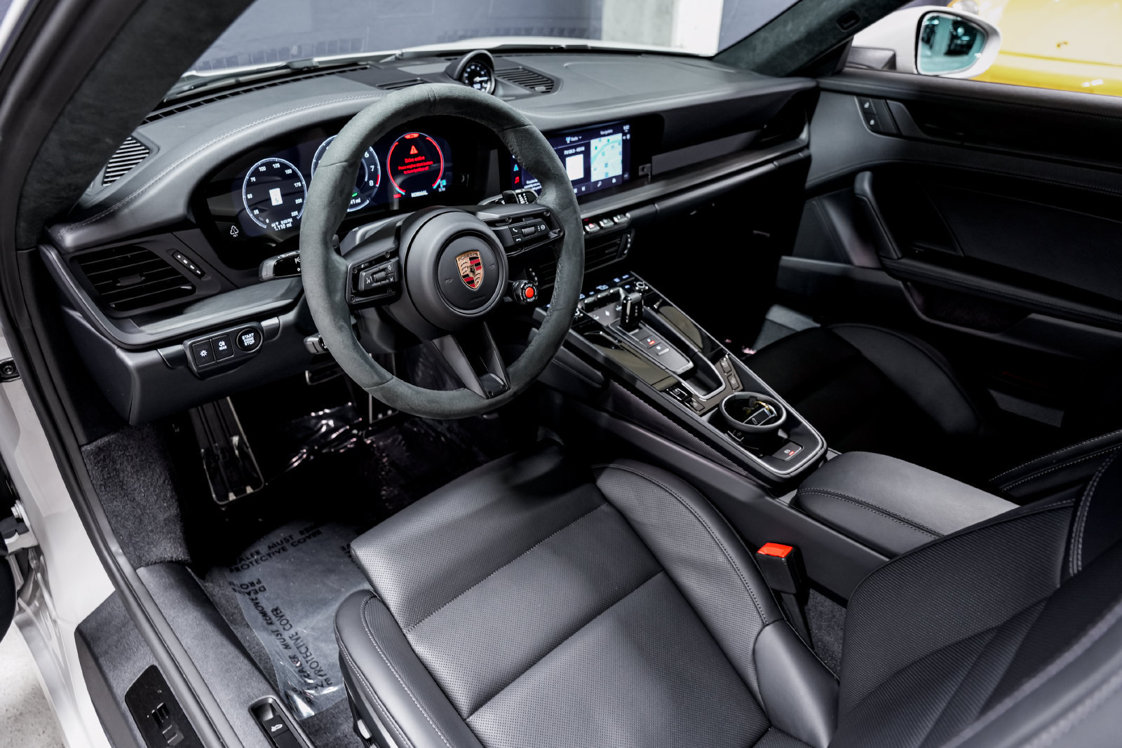Used 2026 Porsche 911 Carrera GTS RWD image 9