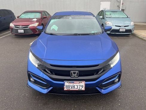 Used 2020 Honda Civic Sport image 2