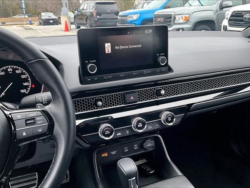 Used 2025 Honda Civic Sport image 6