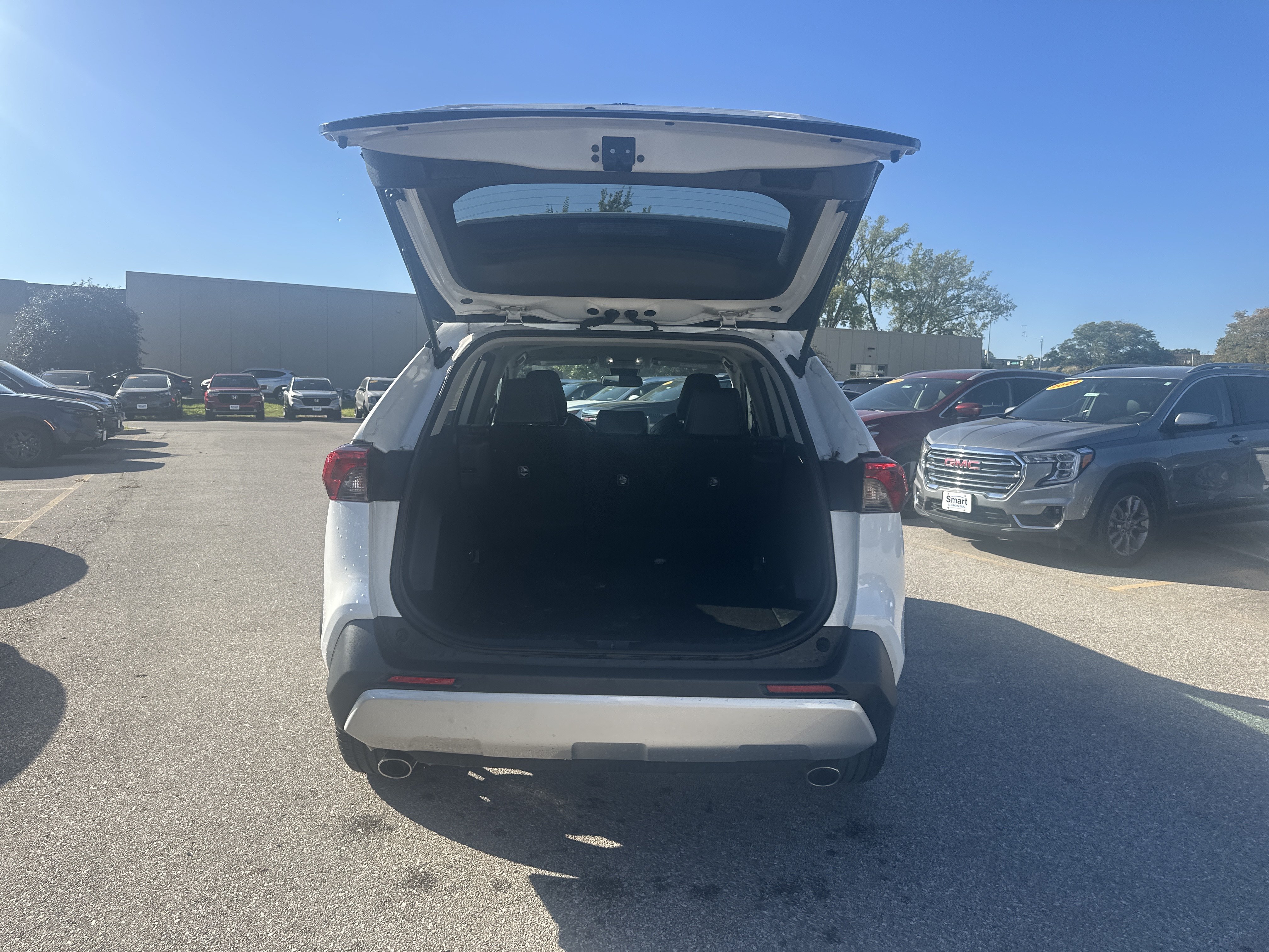 Used 2024 Toyota RAV4 Adventure AWD/4WD image 10