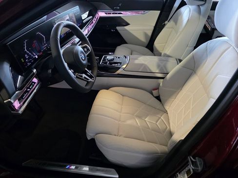 New 2026 BMW 740i xDrive AWD/4WD image 7