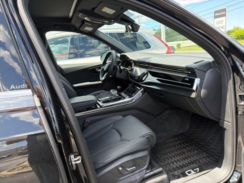 Used 2025 Audi Q7 3.0T Prestige AWD/4WD image 2