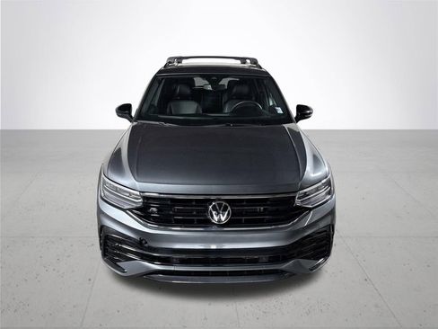Certified 2023 Volkswagen Tiguan SE R-Line AWD/4WD image 3