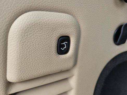 Used 2017 Jeep Grand Cherokee Limited RWD image 7