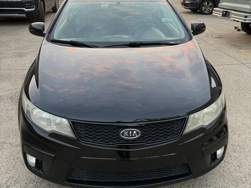 Used 2013 Kia Forte Koup SX w/ Leather Pkg FWD image 2