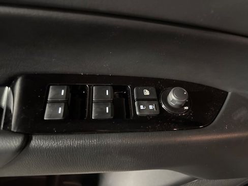 Used 2025 MAZDA CX-5 AWD 2.5 S w/ Preferred Package image 12