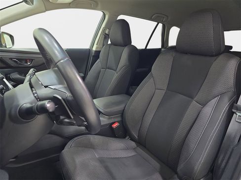 Used 2020 Subaru Outback Premium image 16