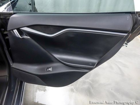 Used 2020 Tesla Model S Long Range image 38
