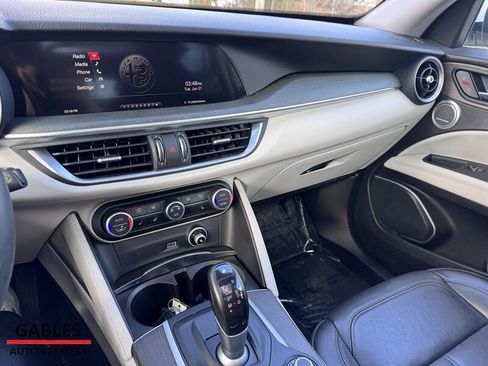 Used 2019 Alfa Romeo Stelvio Ti image 19