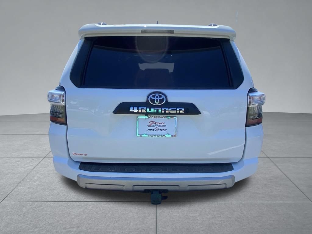 Used 2022 Toyota 4Runner TRD Off-Road Premium AWD/4WD image 12