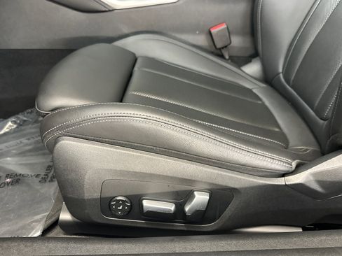 Used 2024 BMW 430i Coupe w/ M Sport Package RWD image 14