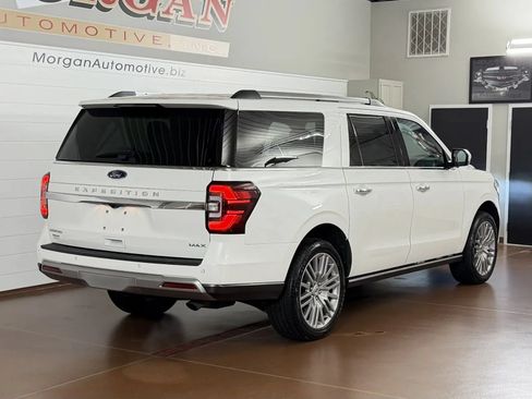 Used 2022 Ford Expedition Max Limited AWD/4WD image 3