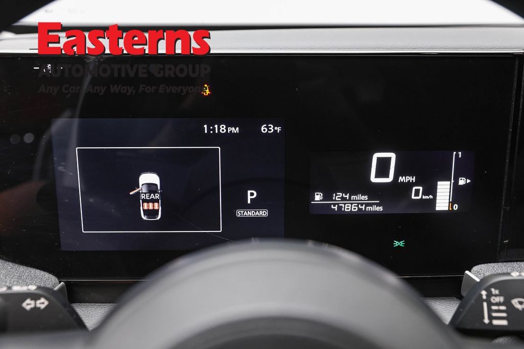 Used 2025 Nissan Kicks SV w/ SV Premium Package AWD/4WD image 18