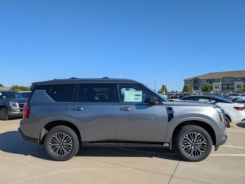 New 2026 Nissan Armada SL image 3