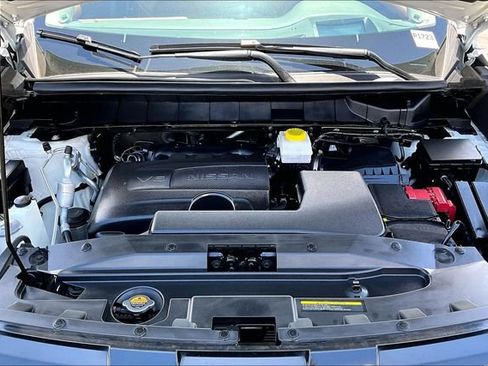 Certified 2023 Nissan Pathfinder Platinum w/ Cargo Package FWD image 31