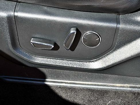 Used 2016 Ford F150 Lariat AWD/4WD image 19