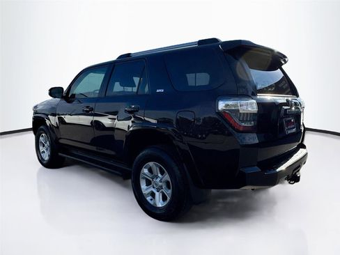 Used 2024 Toyota 4Runner SR5 Premium image 5