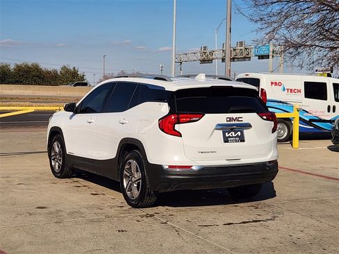 Used 2021 GMC Terrain SLT w/ Infotainment Package II image 6