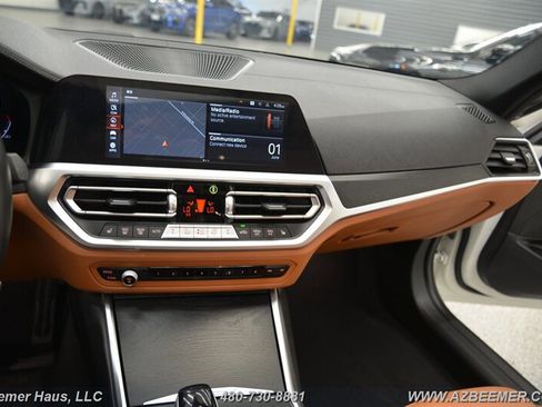 Used 2021 BMW 330i Sedan w/ M Sport Package RWD image 30