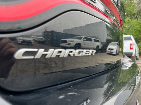 Used 2021 Dodge Charger SXT w/ Leather Interior Group image 27