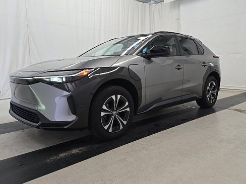 Used 2024 Toyota bZ4X AWD w/ Weather Package image 1