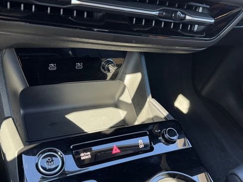 Certified 2025 Audi Q6 e-tron Premium Plus w/ Premium Plus image 18