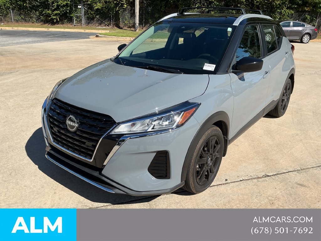 Used 2023 Nissan Kicks SV w/ Exterior Package FWD image 1