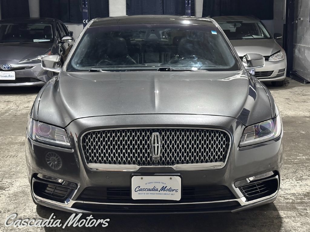 Used 2017 Lincoln Continental Reserve w/ Technology Package AWD/4WD image 3