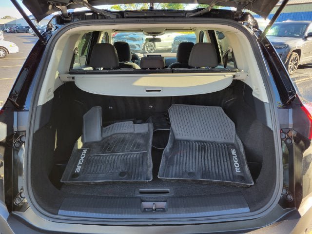 Used 2021 Nissan Rogue SV AWD/4WD image 28