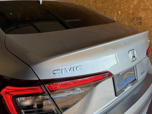Used 2025 Honda Civic Sport Touring image 37
