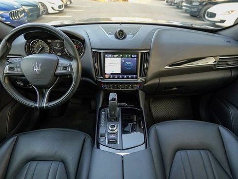 Used 2022 Maserati Levante Modena image 37