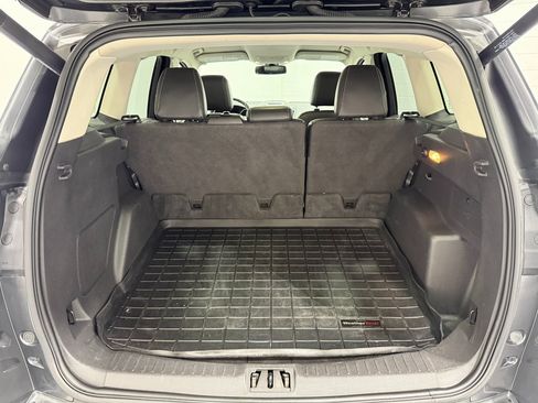 Used 2017 Ford Escape Titanium image 48