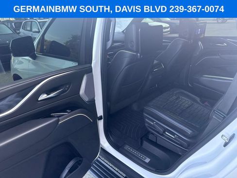 Used 2022 Cadillac Escalade Sport Platinum AWD/4WD image 33