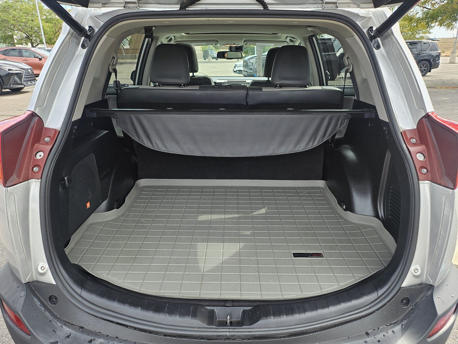 Used 2015 Toyota RAV4 Limited w/ Technology Package FWD image 17