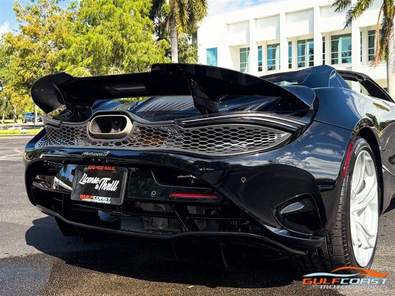 Used 2024 McLaren 750S Spider RWD image 52