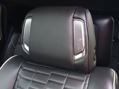 Used 2025 Cadillac Escalade Sport Platinum image 23