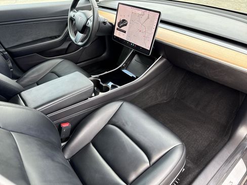 Used 2019 Tesla Model 3 Long Range image 30