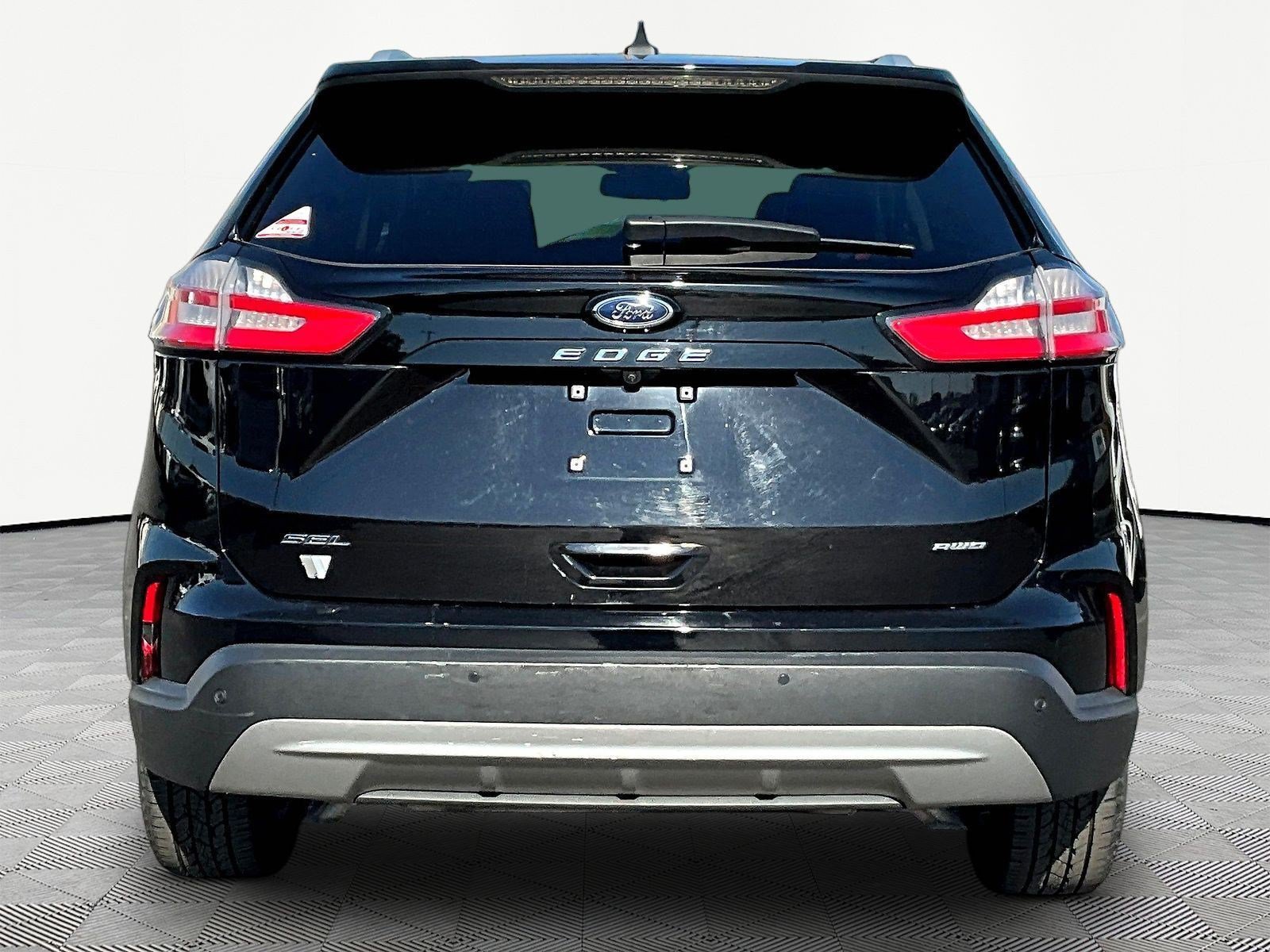 Used 2023 Ford Edge SEL w/ Convenience Package AWD/4WD image 5
