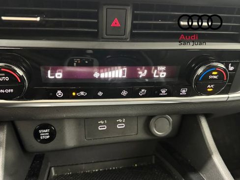 Used 2024 Nissan Rogue SV w/ SV Premium Package FWD image 19