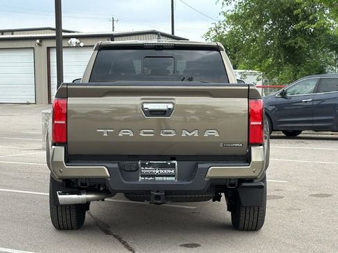 New 2026 Toyota Tacoma Limited AWD/4WD image 7