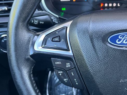 Used 2019 Ford Fusion Energi Titanium FWD image 26