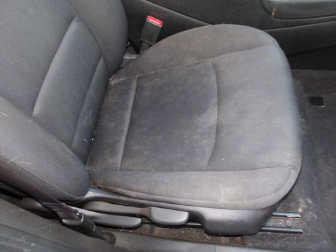 Used 2018 Chevrolet Malibu LT image 18