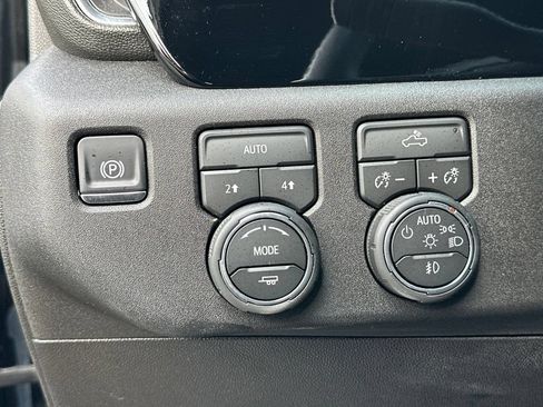 Used 2026 Chevrolet Silverado 1500 RST AWD/4WD image 27